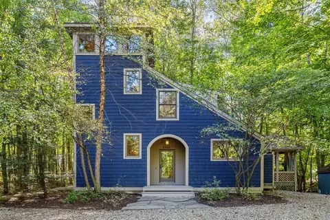 9366 E Locke Rd, Chikaming, MI 49129