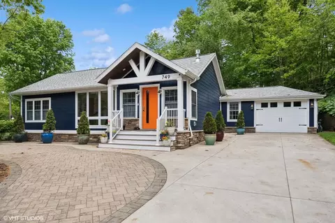 749 Holland St, Saugatuck, MI 49453