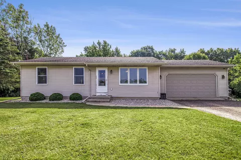 16021 Van Kal St, Prairie Ronde, MI 49087
