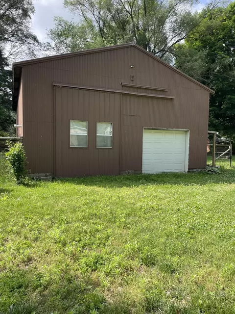 25035 Maple St, Ontwa, MI 49112