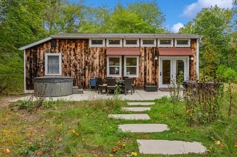 13176 Red Arrow Hwy, Chikaming, MI 49125