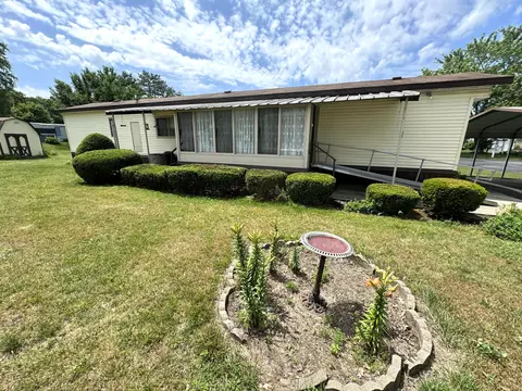 807 Mobile Boulevard Unit Blvd #LOT 40, Howard, MI 49120