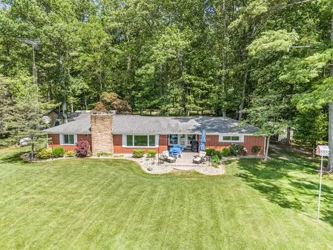 50180 County Road 384, Columbia, MI 49056