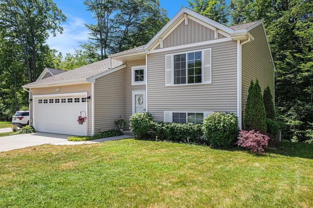 05412 Seawall Ct, South Haven, MI 49090