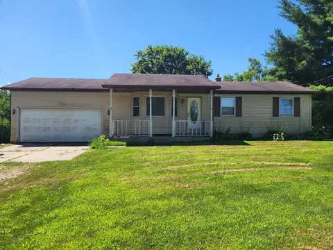 17455 Starbrick St, Mason, MI 49112