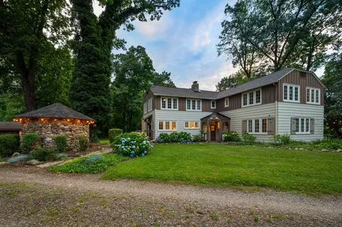 87132 Cr 687, Keeler, MI 49057