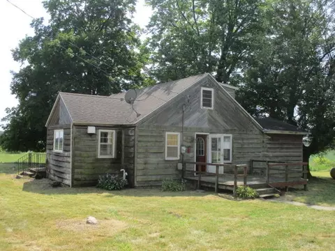 68706 Kessington Rd, Mason, MI 49130