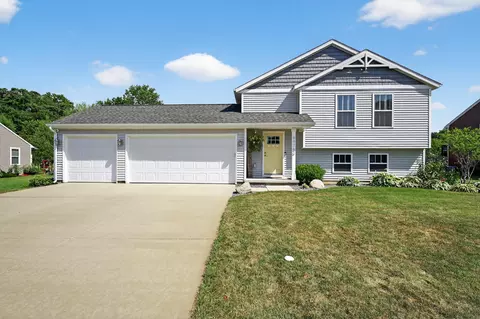 69763 Fox Xing, Ontwa, MI 49112