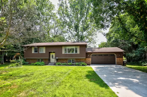 09272 Riverbend Dr, Geneva, MI 49090