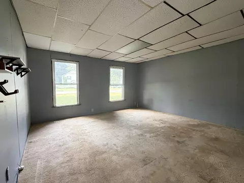 423 E Division St, Dowagiac, MI 49047 photo 10