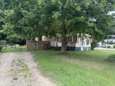 75690 Marie Dr, Porter, MI 49065