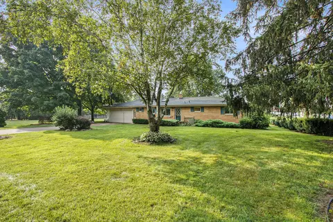 4754 Kimber Ln, Oronoko, MI 49103