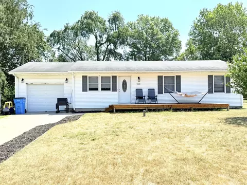 56631 Lyle Dr, Pokagon, MI 49047
