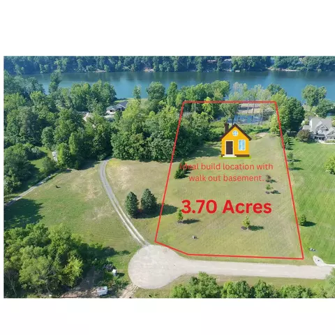 4567 Lake Pines Dr, Berrien, MI 49103