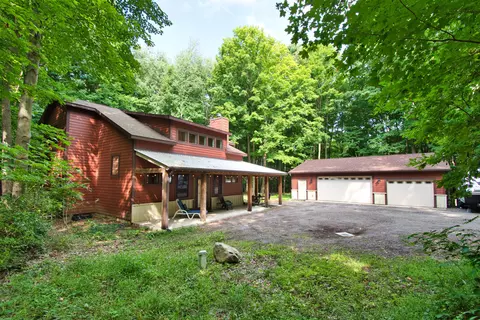 824 N Philip Rd, Niles, MI 49120