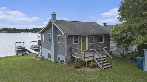 66989 Lakeshore Dr, Keeler, MI 49047