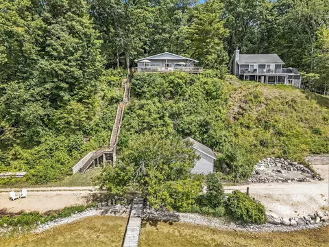 59688 Summit St, Fabius, MI 49093