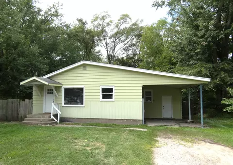 1608 Reeder Ave, Benton, MI 49022