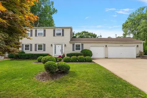 5845 Ridge Rd, Stevensville, MI 49127