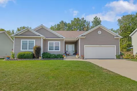 10280 Creekview Rd, Bridgman, MI 49106