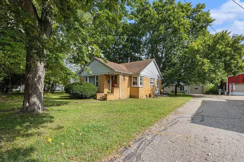 111 N Maple St, Hartford, MI 49057