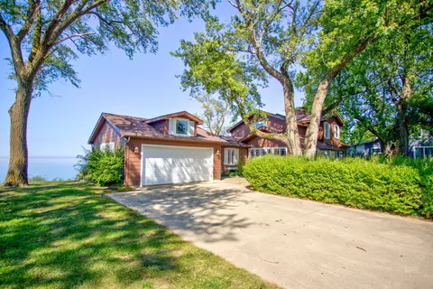 910 Adams Rd, Casco, MI 49090