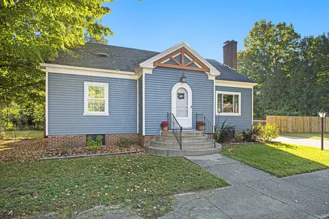 115 S State St, Niles, MI 49120