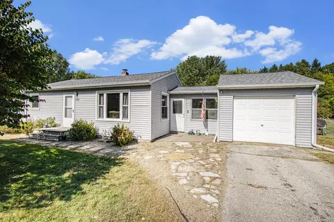 1521 Maiden Ln, St. Joseph, MI 49085