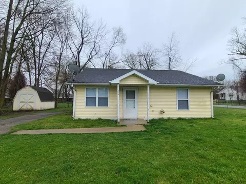 1226 Chicago Ave, Benton, MI 49022