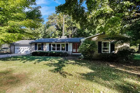 27832 Corwin St, Wayne, MI 49047