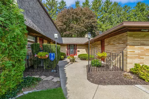 2727 S Lakeshore Drive Building C Unit Dr #C11, Shoreham, MI 49085