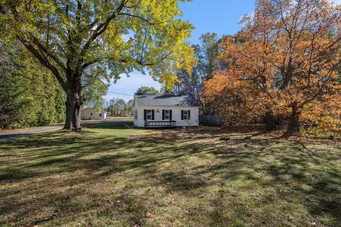 3741 Riverside Rd, Hagar, MI 49022
