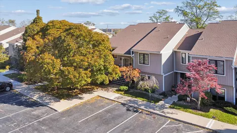 205 Wayne St, St. Joseph, MI 49085