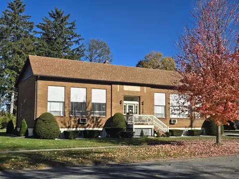 308 S Mechanic St, Berrien Springs, MI 49103