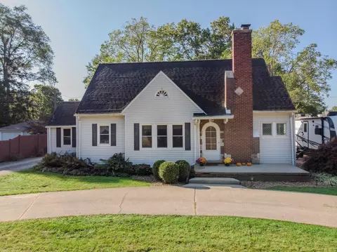 2354 Yankee St, Howard, MI 49120