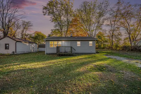 1360 Whitney Ave, Benton, MI 49022