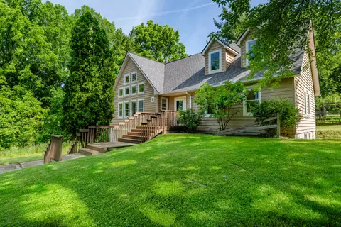 2775 Lakeland Dr, Oronoko, MI 49103