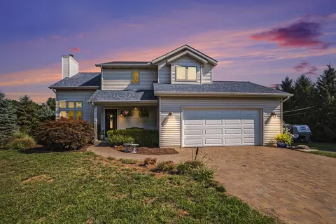 3123 140th Ave, Salem, MI 49323