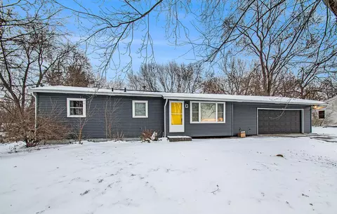 1115 Marshlyn Dr, Howard, MI 49120