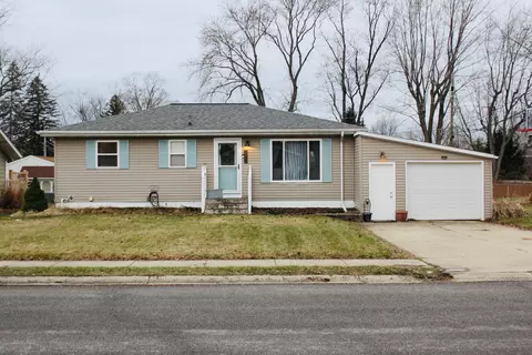 9560 Clark St, Bridgman, MI 49106