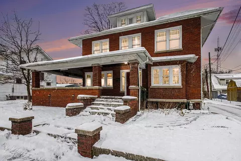 316 N 5th St, Niles, MI 49120