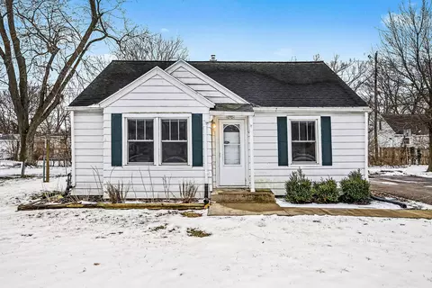 270 Helmar Ct, Benton, MI 49022