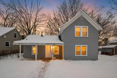 1238 Broadway, Benton Harbor, MI 49022