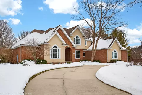 3160 Wyndwicke Dr, Royalton, MI 49085