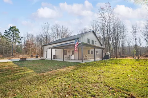 78720 County Road 376, Coloma, MI 49038