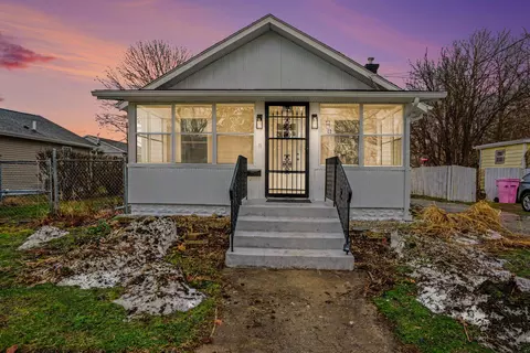 920 Cherry St, Niles, MI 49120