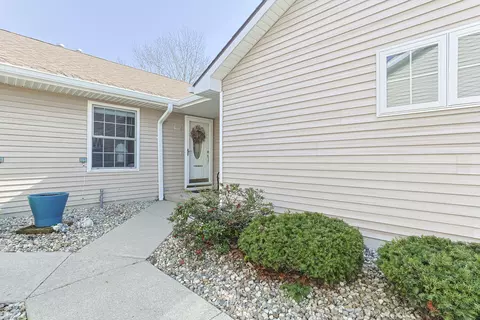 5543 Ivy Path Unit Path #13, Lincoln, MI 49127