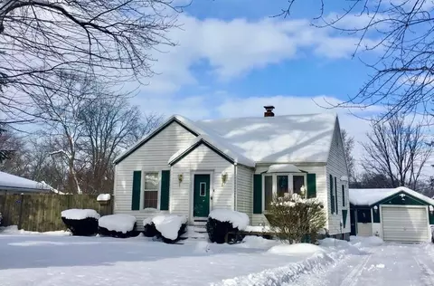 2529 Lake Shore Dr, Howard, MI 49120