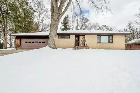1313 South St, Niles, MI 49120