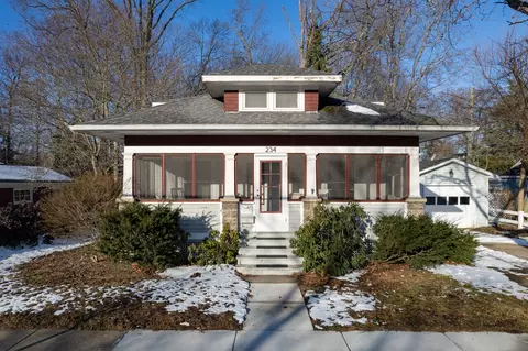 234 Bailey Ave, South Haven, MI 49090
